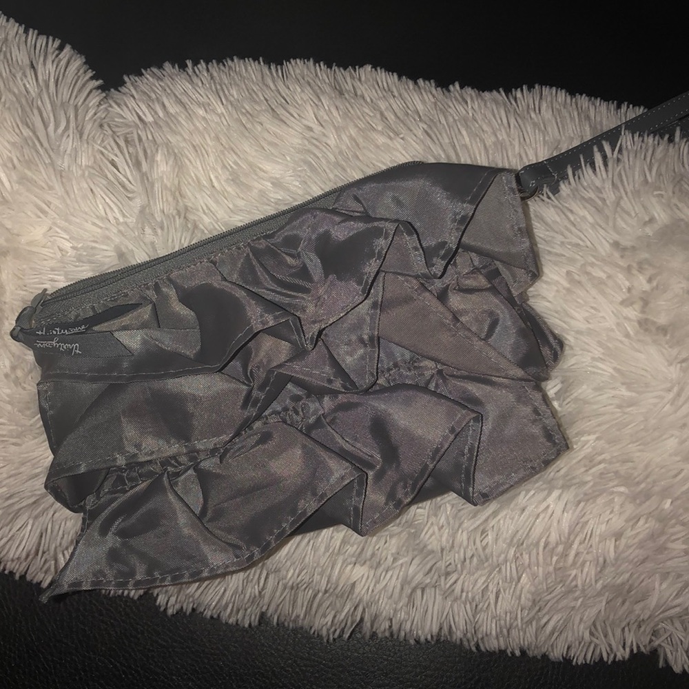 Thirty-One ruffled pouch
